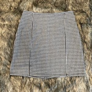 Stretch zippered A line mini skirt with side slits